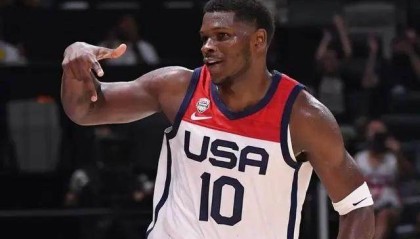 开云体育app官网下载-无解表现获詹姆斯盛赞 爱德华兹已成美国男篮头牌