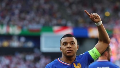 姆巴佩打进51球追平亨利&amp;amp;并列法国队史射手榜次席，仅次于吉鲁