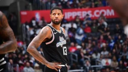 开云体育官方下载-乔治空砍45分！防守极速下滑快艇连败结束客场之旅